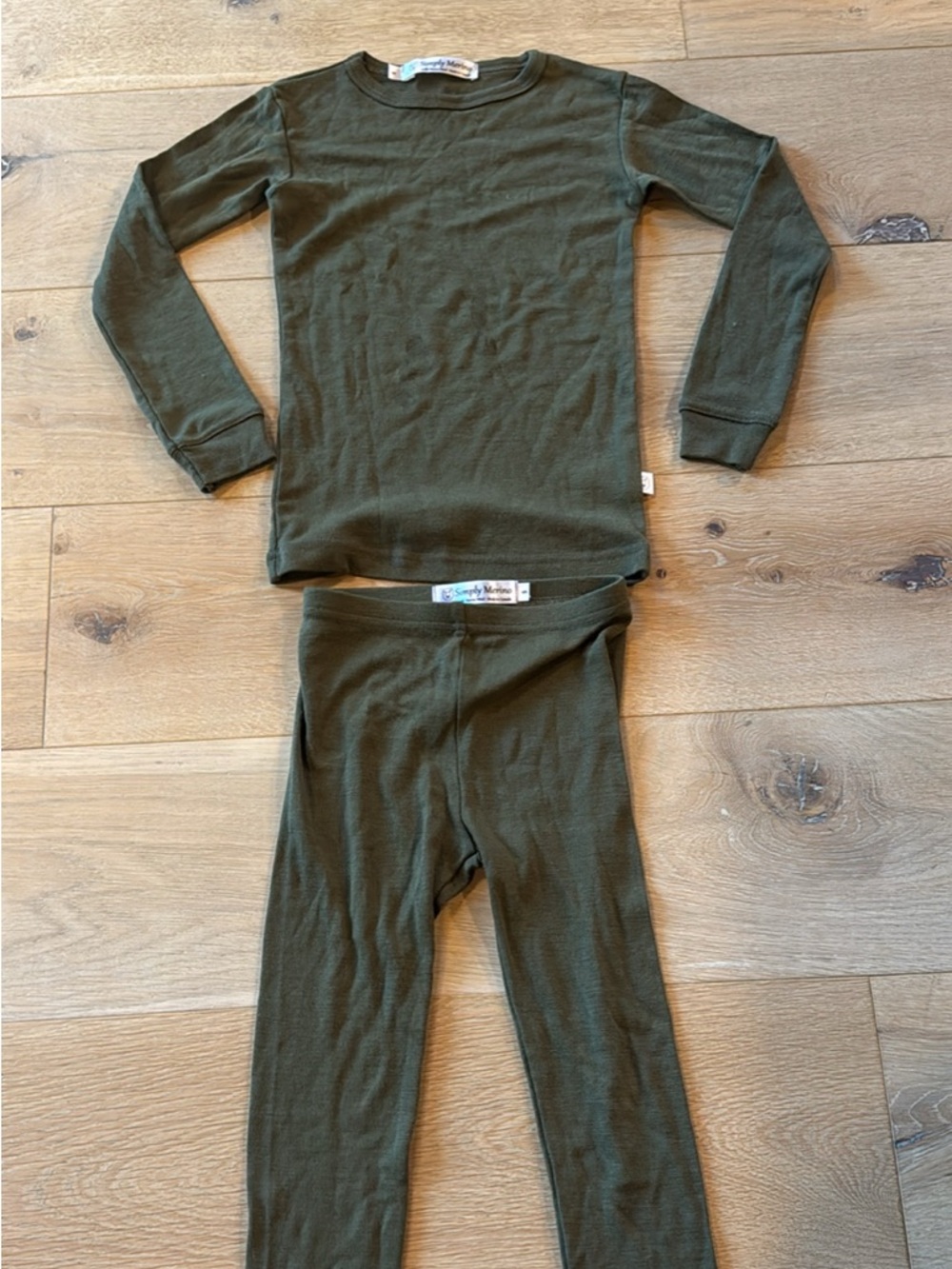Merino wool size 5T Kids Olive Green set